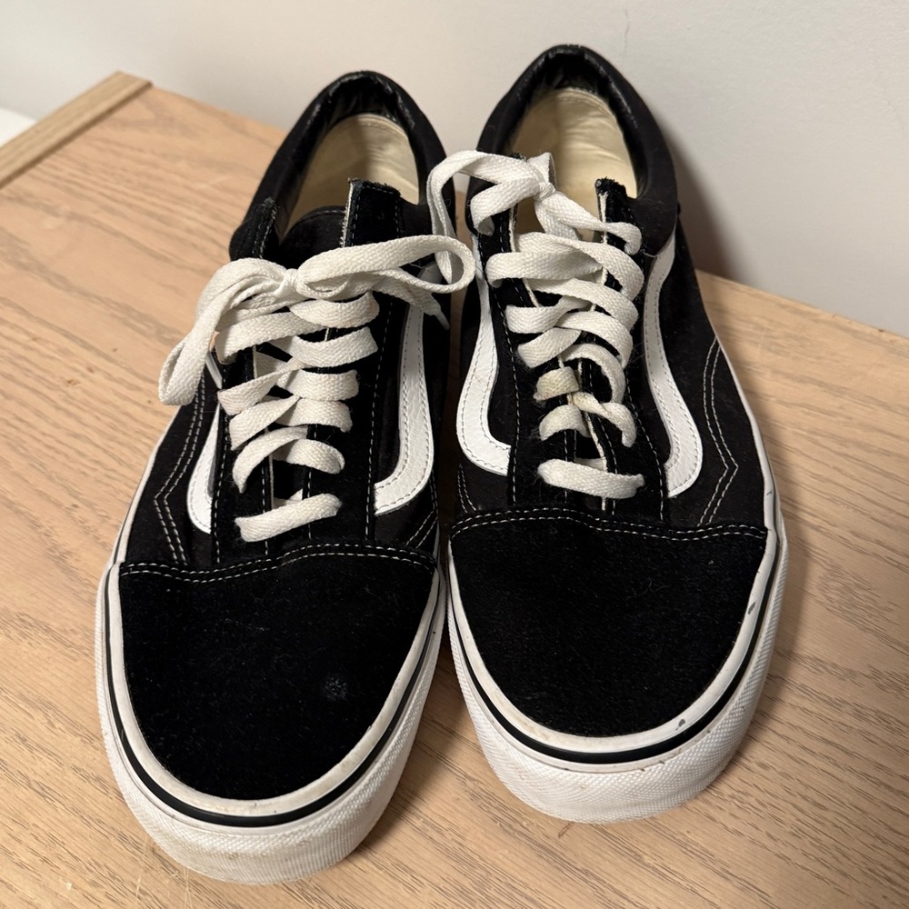 Old Skool Vans Men Size 10 Great conditions